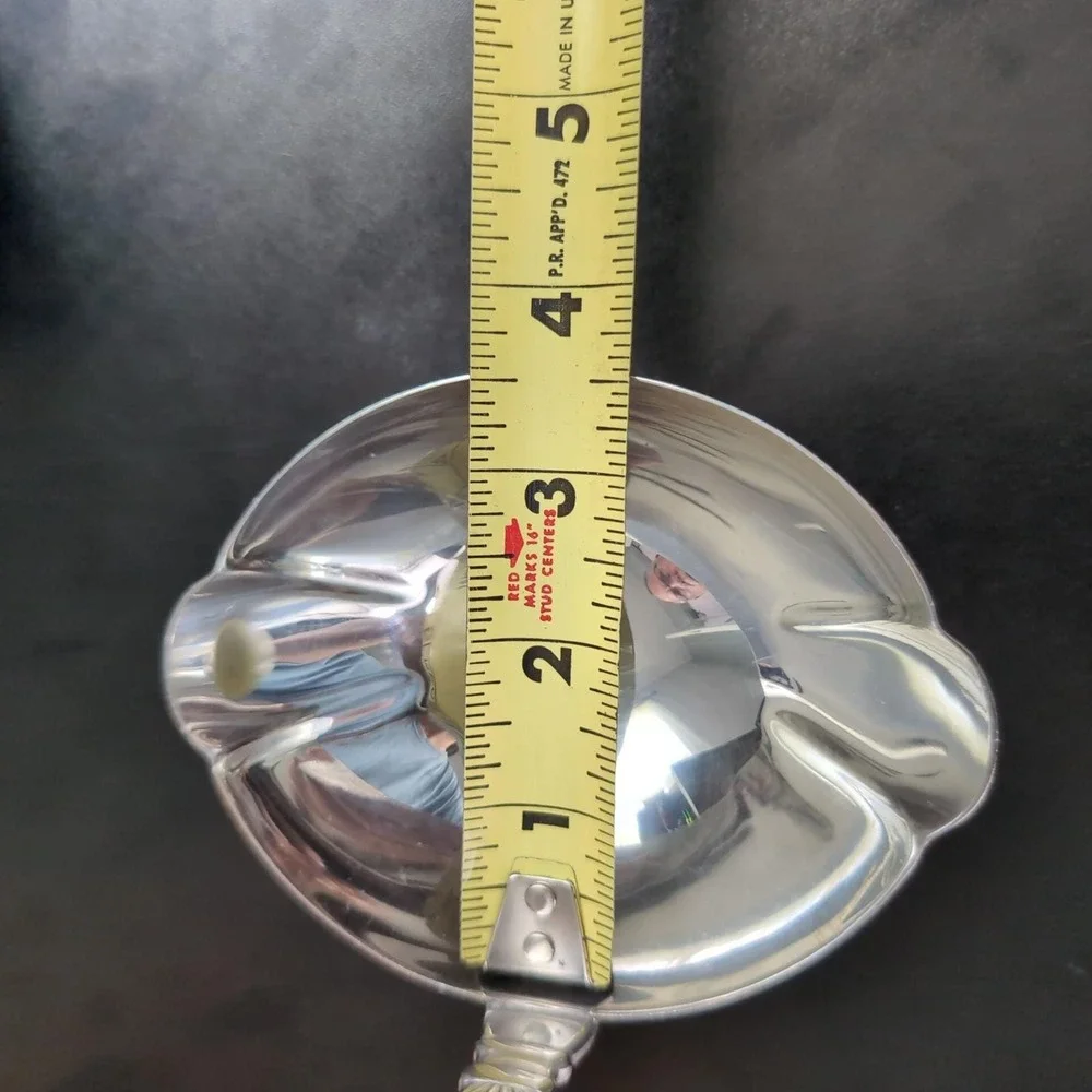 Princess House Barrington 18/10 Stainless Steel Gravy Ladle Scalloped Spouts